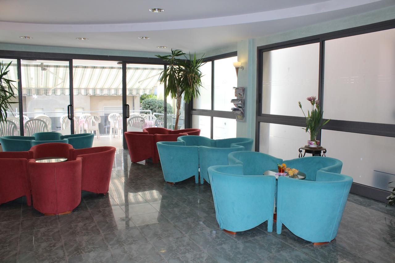 بيلاريا-إيجيا مارينا Hotel American المظهر الخارجي الصورة